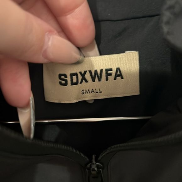 White Fox Boutique X Sarah’s Day Black Windbreaker Jacket - Picture 2 of 9